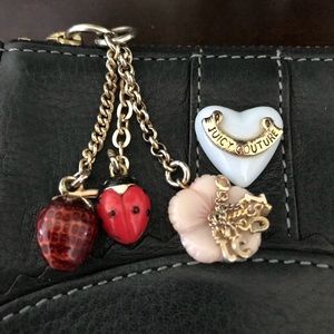 JUICY COUTURE keychain change purse